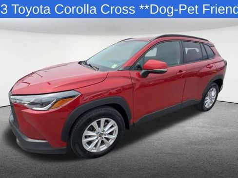 Used 2023 Toyota Corolla Cross LE AWD/4WD image 4