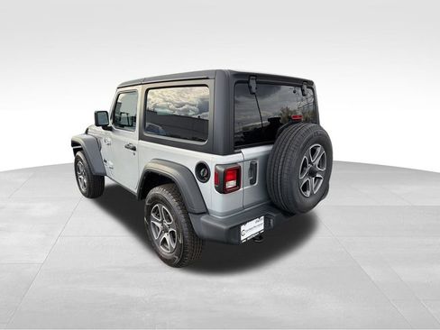 Used 2022 Jeep Wrangler Sport S image 22