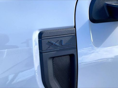 New 2025 Ford Maverick XL w/ Equipment Group 101A image 15