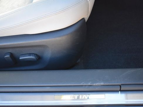 Used 2024 Nissan Altima 2.5 SL image 15