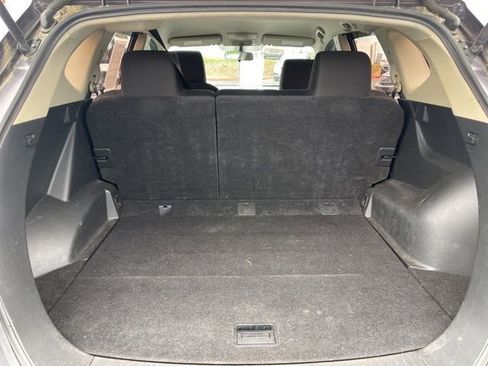 Used 2013 Nissan Rogue S AWD/4WD image 9