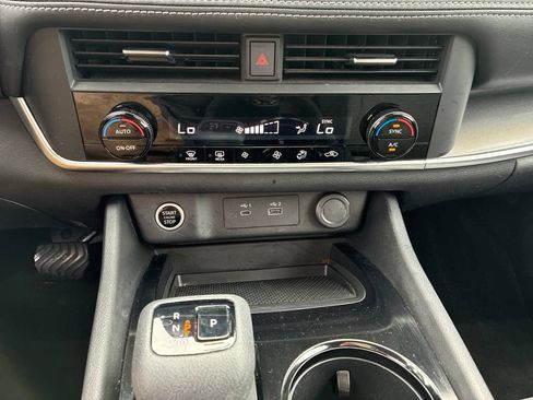 Certified 2023 Nissan Rogue SV AWD/4WD image 20