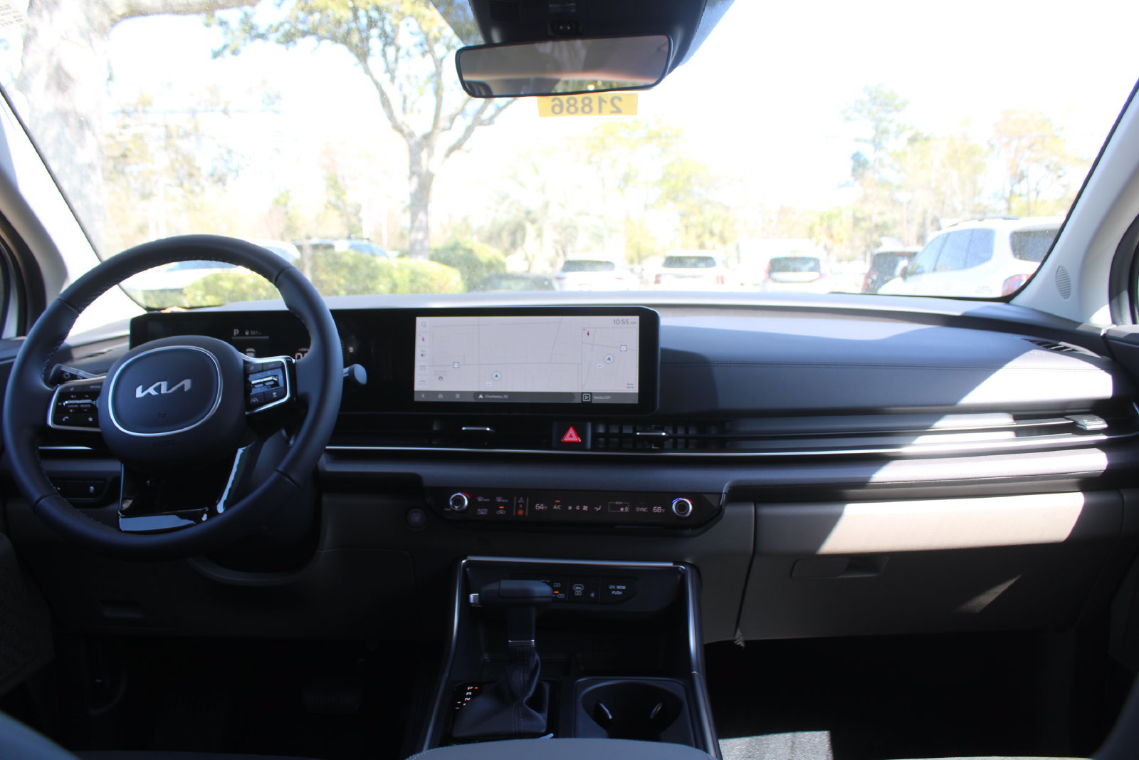 New 2026 Kia Carnival EX FWD image 31