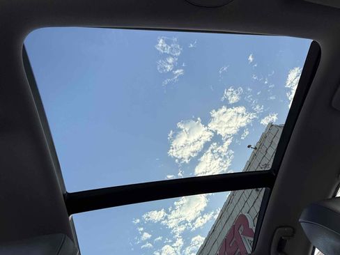 Used 2016 Hyundai Genesis 3.8 w/ Option Group 04 image 49