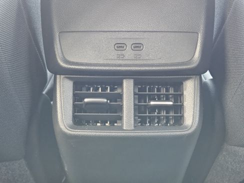 New 2026 Chevrolet Equinox LT FWD image 25