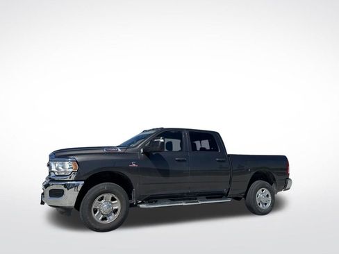 Used 2024 RAM 2500 Tradesman w/ Chrome Appearance Group AWD/4WD image 35