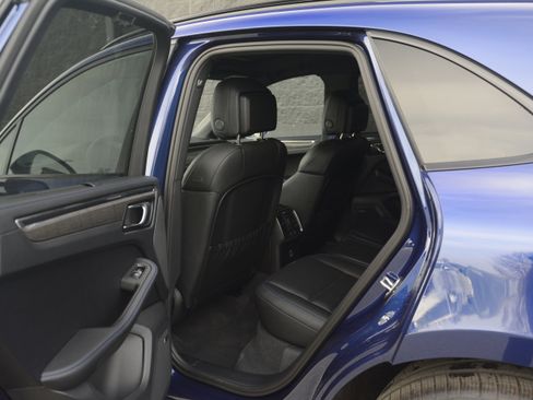 Certified 2024 Porsche Macan GTS w/ Premium Plus Package image 34