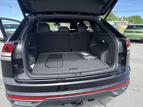 New 2026 Volkswagen Atlas Cross Sport SE AWD/4WD image 41