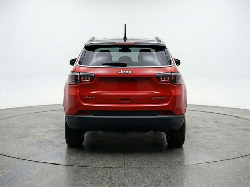 Used 2025 Jeep Compass Limited AWD/4WD image 7