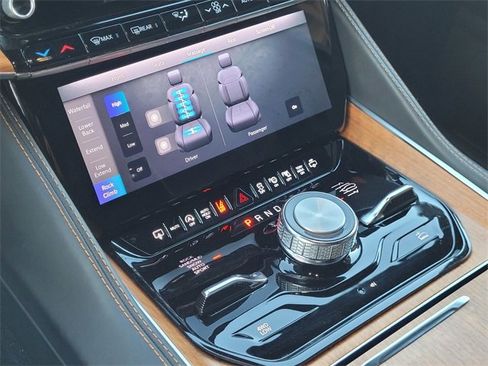 Certified 2024 Jeep Grand Wagoneer L Series III image 12