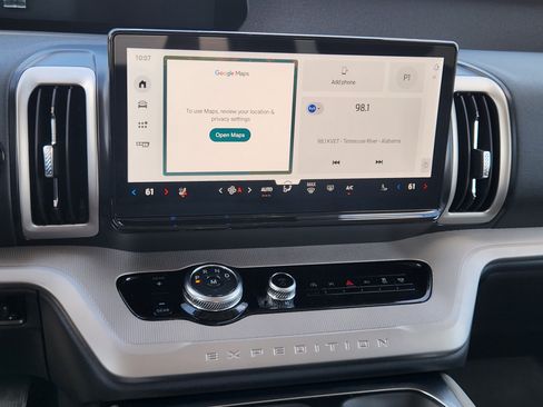 New 2026 Ford Expedition Active RWD image 14