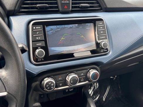 Used 2025 Nissan Versa SV FWD image 20