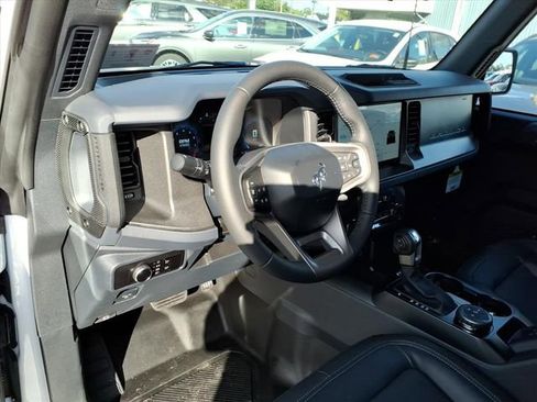 New 2025 Ford Bronco Big Bend image 6