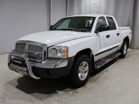 Used 2005 Dodge Dakota SLT image 6