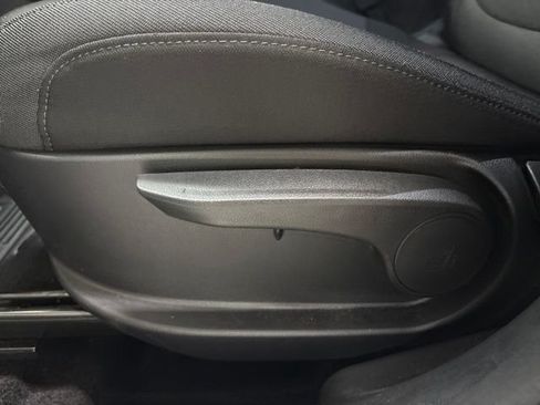 Certified 2025 Hyundai Santa Cruz SE AWD/4WD image 9