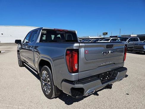 New 2026 GMC Sierra 1500 Denali Ultimate image 3