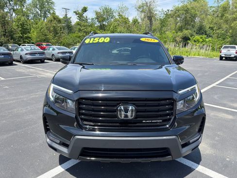 Used 2025 Honda Passport Black Edition image 9