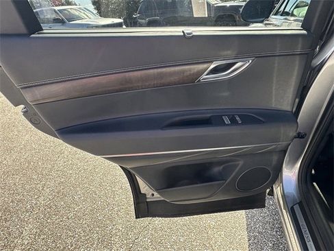 Used 2024 Genesis GV80 2.5T image 21