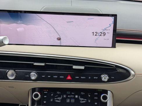 New 2026 Genesis GV70 3.5T Sport Prestige AWD/4WD image 14