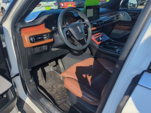 Used 2021 Lincoln Aviator Reserve w/ Equipment Group 201A image 32