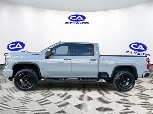 Used 2024 Chevrolet Silverado 2500 LTZ w/ LTZ Plus Package AWD/4WD image 8