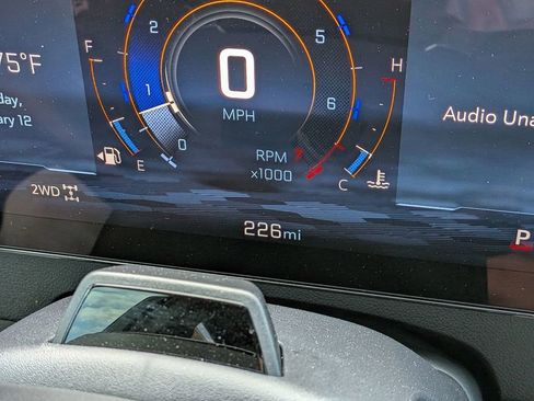 New 2025 Chevrolet Traverse LT w/ Enhanced Driving Package AWD/4WD image 33