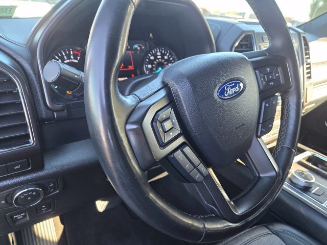 Used 2020 Ford Expedition Limited w/ Equipment Group 302A AWD/4WD image 16