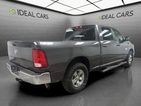 Used 2020 RAM 1500 Classic SLT RWD image 5