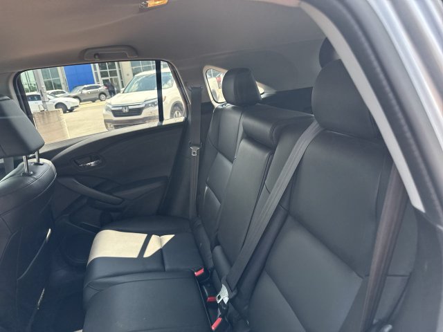 Used 2017 Acura RDX w/ AcuraWatch Plus Package FWD image 26