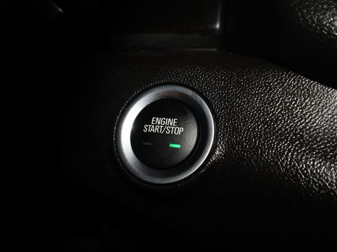 Certified 2024 GMC Terrain SLT w/ Infotainment Package II AWD/4WD image 14