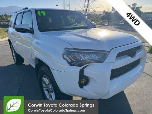 Used 2019 Toyota 4Runner SR5 AWD/4WD image 1