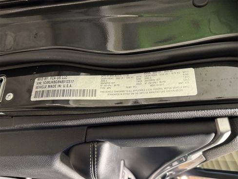 Used 2022 Jeep Grand Cherokee L Limited image 31