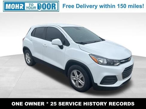 Used 2020 Chevrolet Trax LS FWD image 3