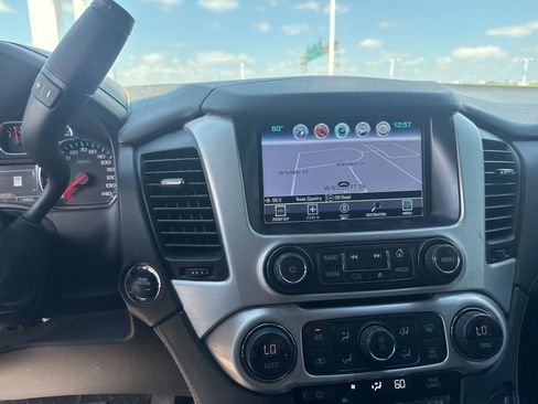Used 2019 GMC Yukon SLT AWD/4WD image 19