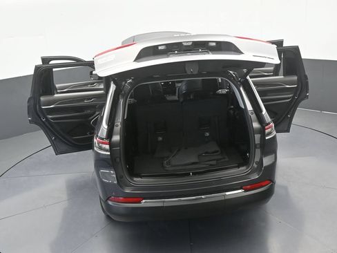 Used 2023 Jeep Grand Cherokee L Limited w/ Trailer Tow Group (B) RWD image 72