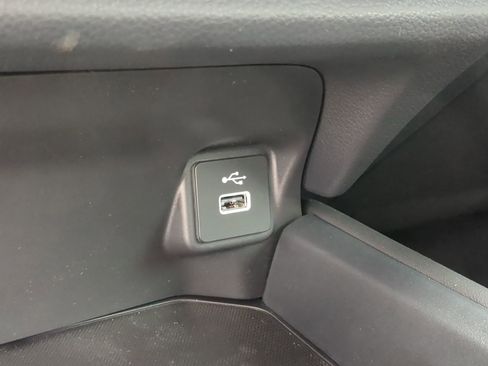 Certified 2025 Honda HR-V LX image 28