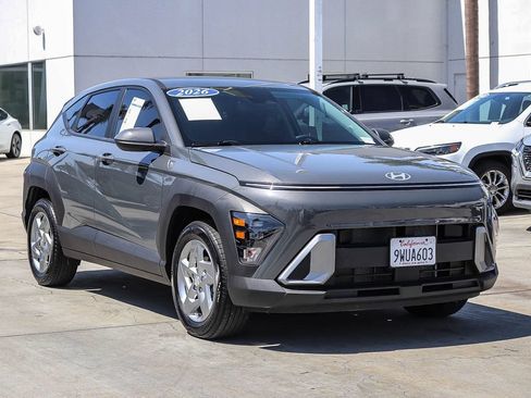 Used 2026 Hyundai Kona SE FWD image 3