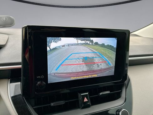 Used 2023 Toyota Corolla LE FWD image 22