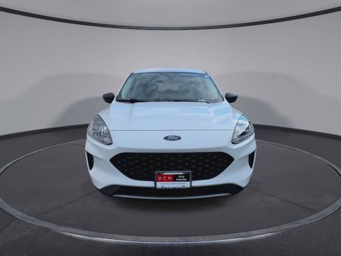 Used 2022 Ford Escape S image 3