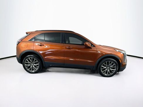 Used 2020 Cadillac XT4 Sport w/ LPO, Midnight Sport Package FWD image 11