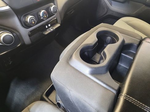 Used 2020 RAM 1500 Big Horn AWD/4WD image 26