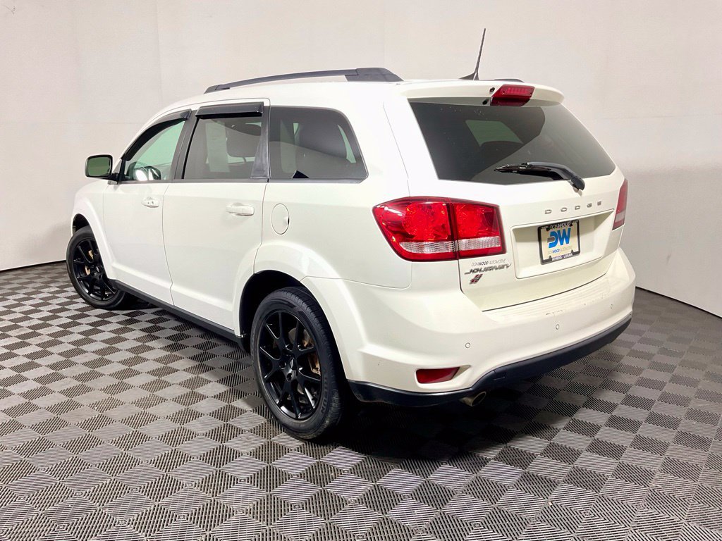 Used 2019 Dodge Journey SE w/ Premium Group AWD/4WD image 9