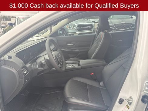 New 2026 Nissan Sentra SR w/ SR Premium Package FWD image 10