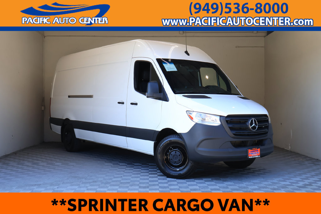 Used 2023 Mercedes-Benz Sprinter 2500 image 1