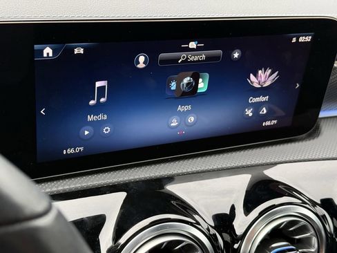 Certified 2024 Mercedes-Benz CLA 250 4MATIC image 22