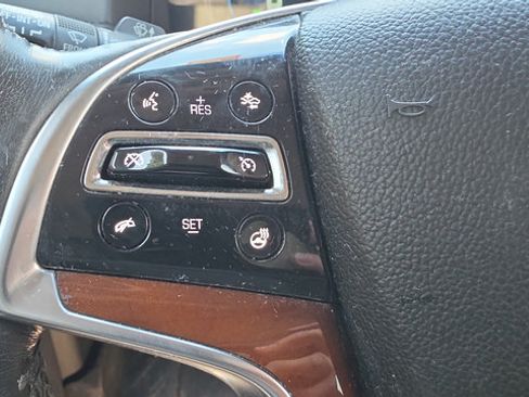 Used 2017 Cadillac Escalade Premium Luxury AWD/4WD image 12