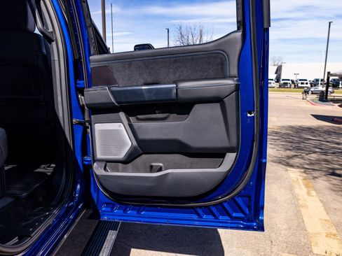 Used 2026 Ford F450 Platinum w/ FX4 Off-Road Package image 39