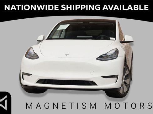 Used 2023 Tesla Model Y AWD image 1