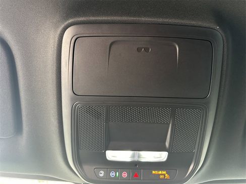 Certified 2025 GMC Acadia Elevation image 26