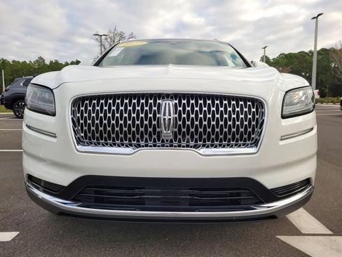Used 2022 Lincoln Nautilus Reserve image 18